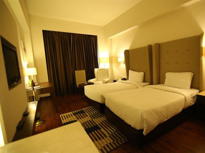 Hotel President ชลันธระ ภายนอก รูปภาพ