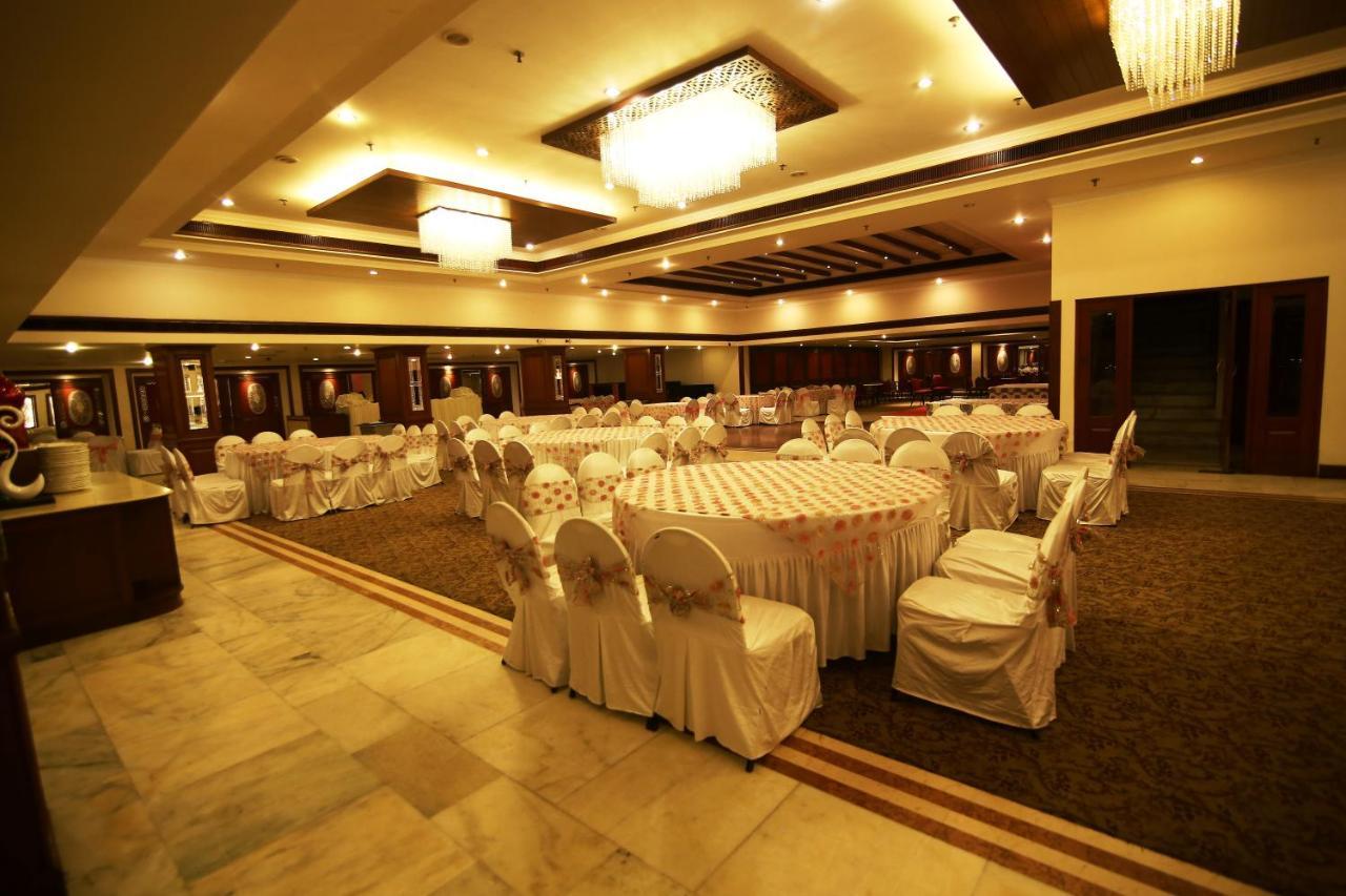 Hotel President ชลันธระ ภายนอก รูปภาพ