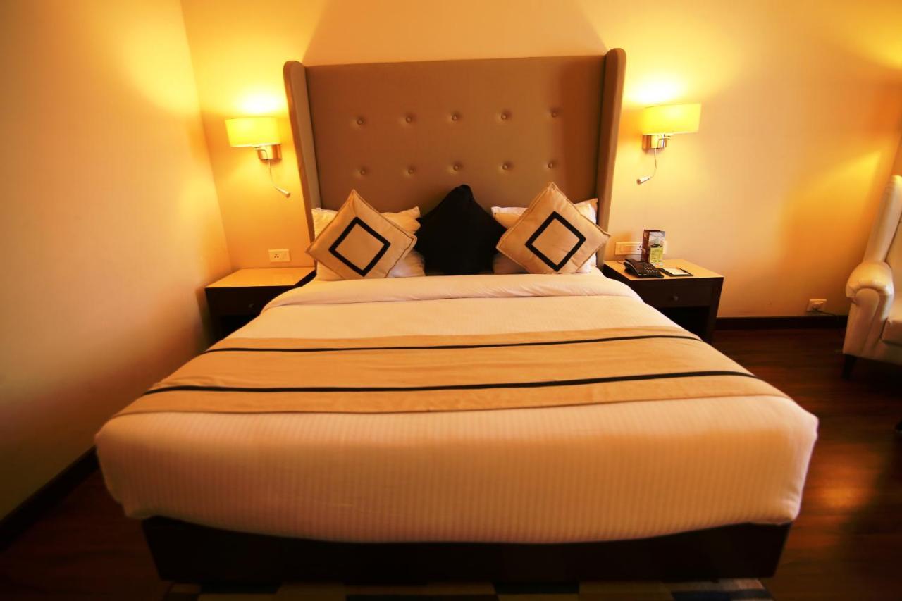 Hotel President ชลันธระ ภายนอก รูปภาพ