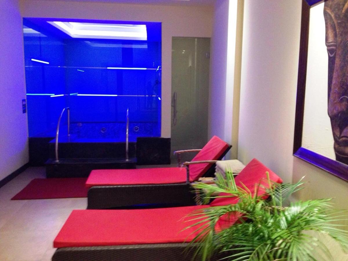 Hotel President ชลันธระ ภายนอก รูปภาพ